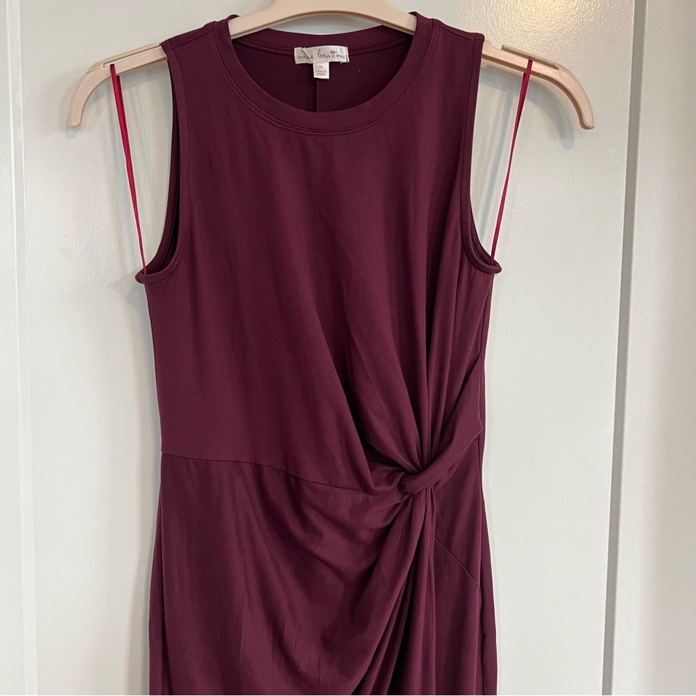 Nine Britton Sleeveless Knotted Symmetrical Dress